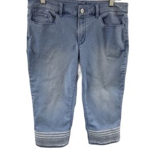 Christopher & Banks Embroidered Jean Capri Sz 6